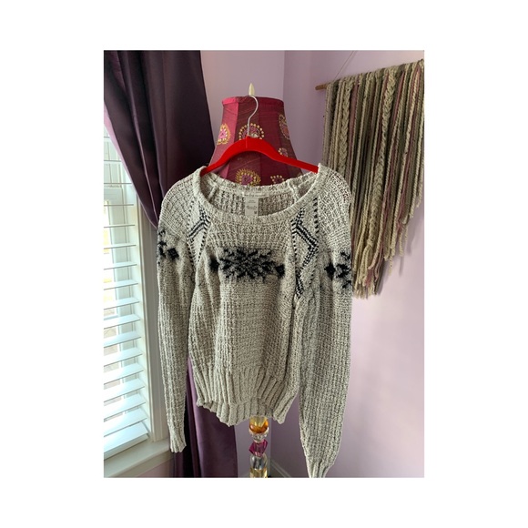 American Rag Cropped Sweater - Picture 2 of 2